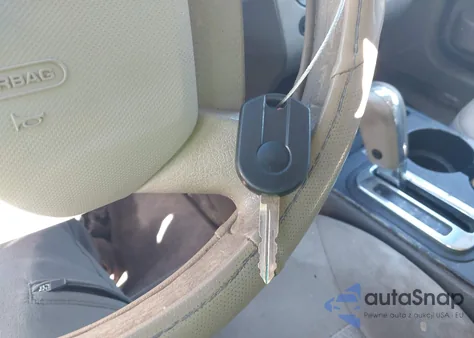 2010 Ford Edge Se z USA, uszkodzony, nr VIN 2FMDK3GC7ABB26400